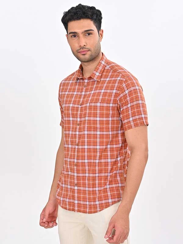 Indian Terrain Men's Regular Fit Half Sleeve Checkered Brown Shirt